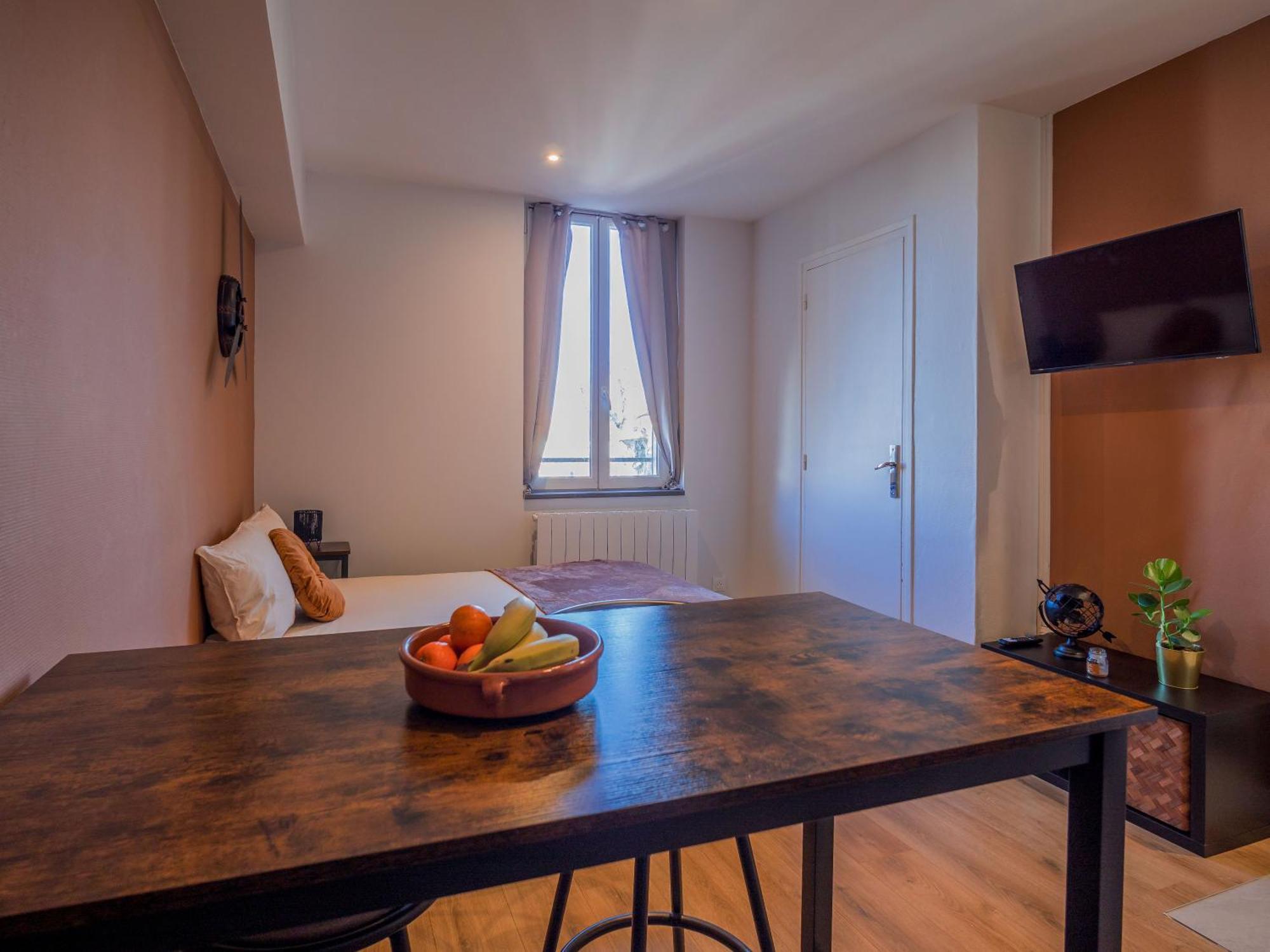 Le Cosy Shelby Proche Gare 150M Apartman Villefranche-sur-Saône Kültér fotó